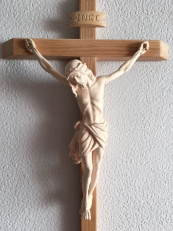 Christus mit geradem Kreuz